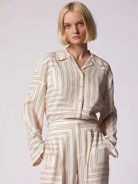 🌷🌷🌷 Equipment Women's Mateo Top in Ivory /Black size XL